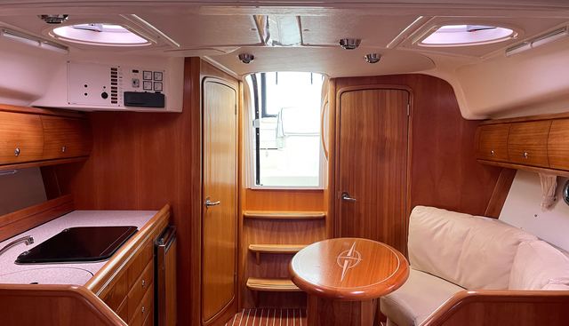 ELLE II yacht for sale 45