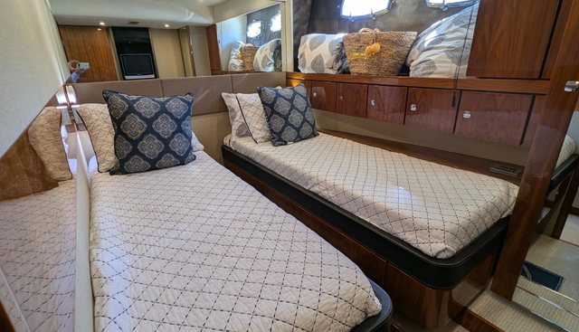 Casa Amigos yacht for sale 48