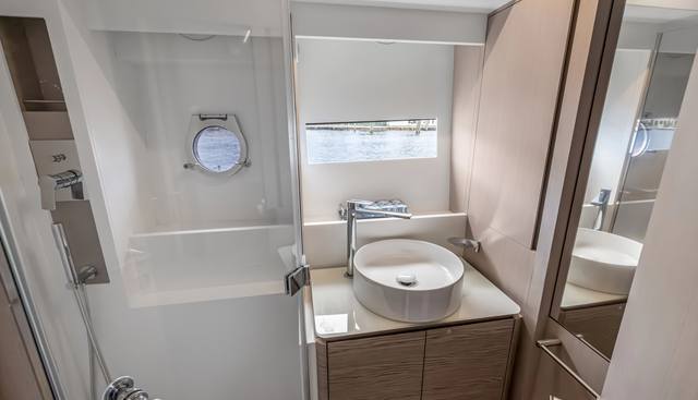 Amelia Seas yacht for sale 17