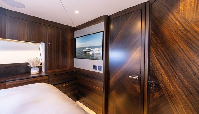 noname yacht for sale 37