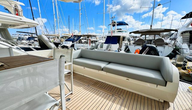 noname yacht for sale 13