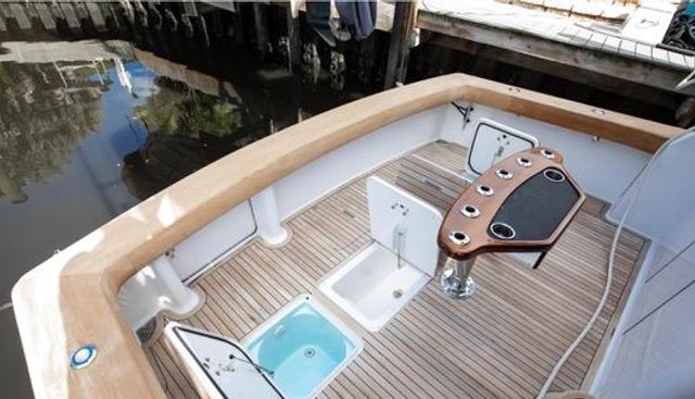 FARMERS DAUGHTER yacht for sale 10