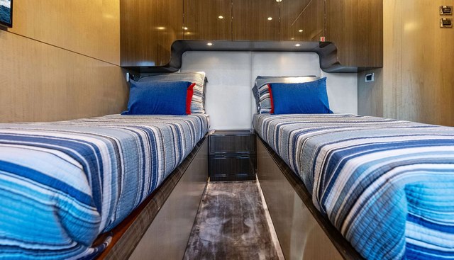 Satisfaction yacht for sale 29