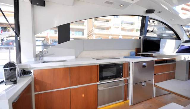 noname yacht for sale 10