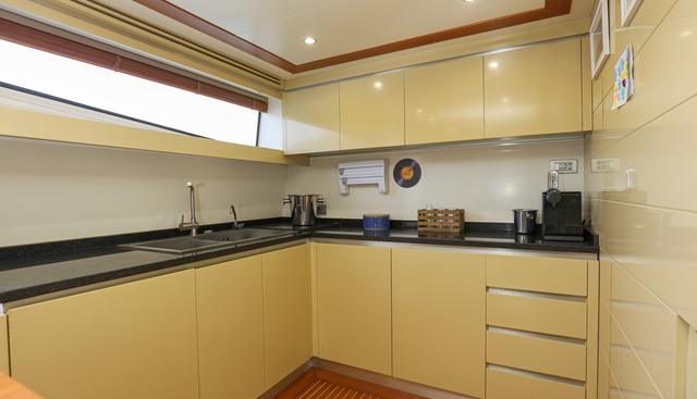 Gioia yacht for sale 23