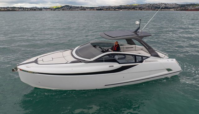 AY2295 yacht for sale 40