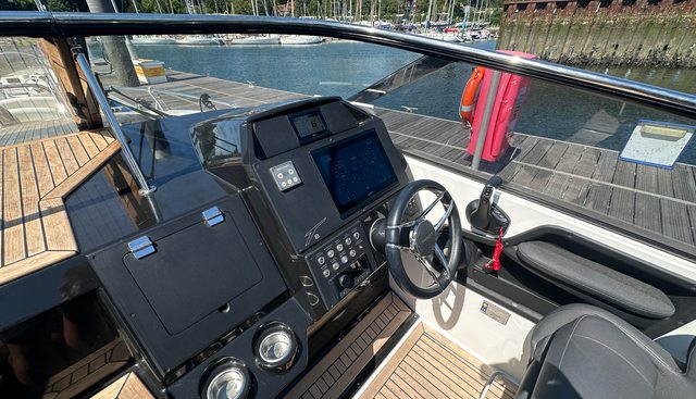 Milo yacht for sale 13