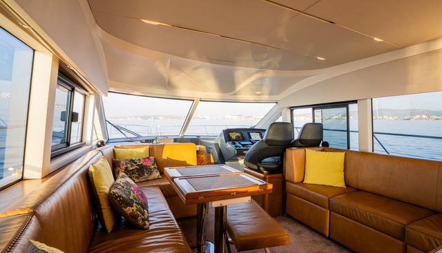 Valluga yacht for sale 25