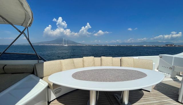 Lunasea yacht for sale 8