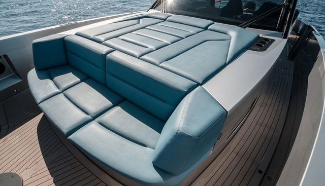 Robin's Nest yacht for sale 25