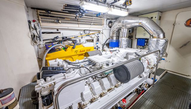 La Bella Vita yacht for sale 32