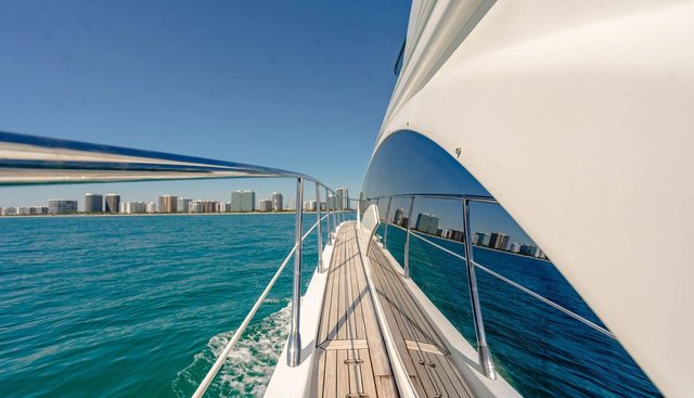 Yallah yacht for sale 32