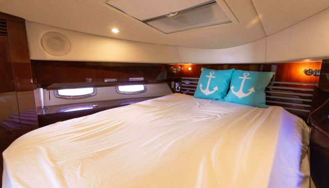 KA-BAR yacht for sale 35