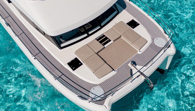 Libert'e yacht for sale 19