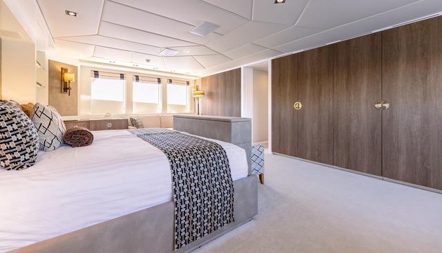 Victory yacht for sale 52