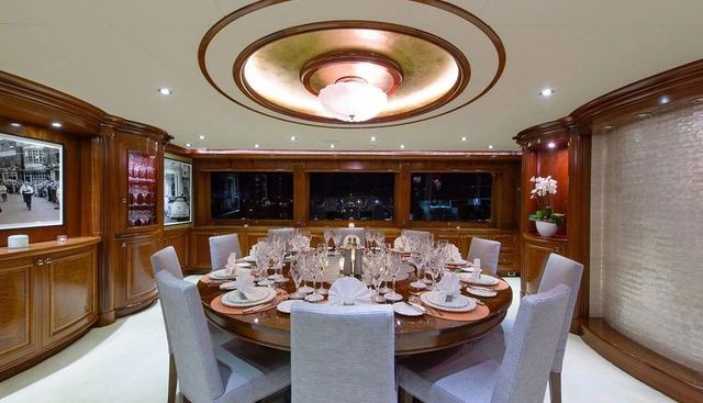 LUCY yacht for sale 9