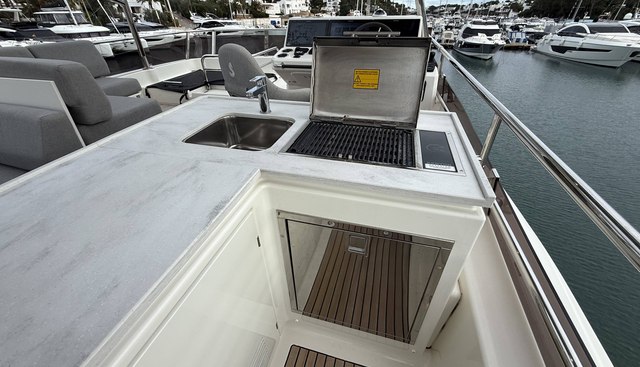 noname yacht for sale 8