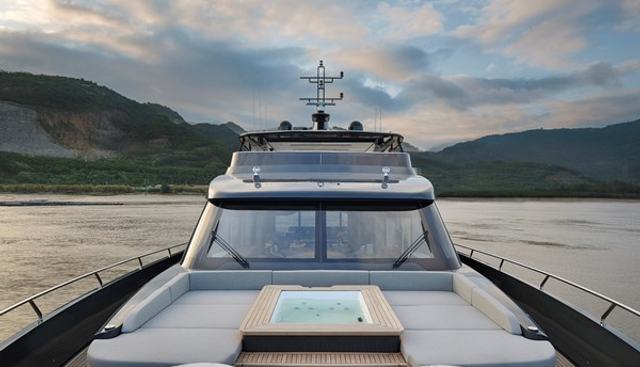 ALLEGRO FLYBRIDGE 98 yacht for sale 2