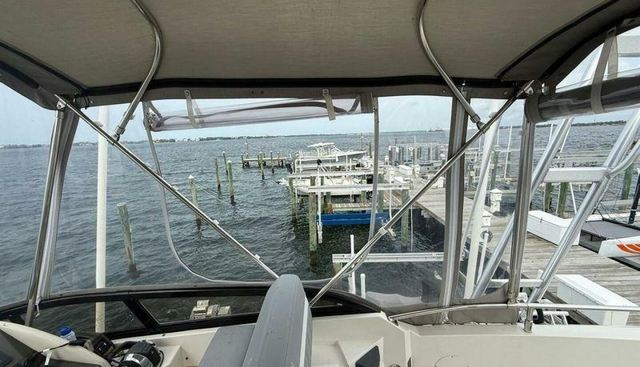 MJM Grand yacht for sale 14