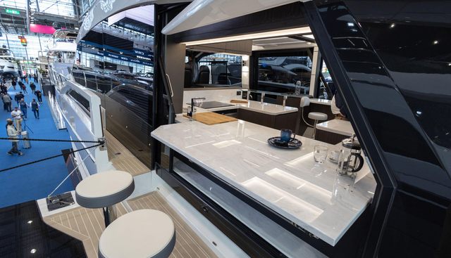 Seven yacht for sale 42