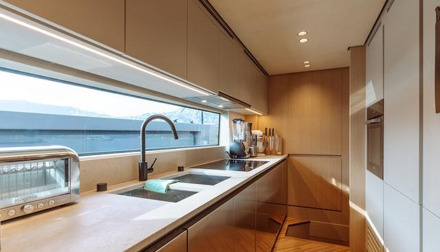 SAL yacht for sale 14