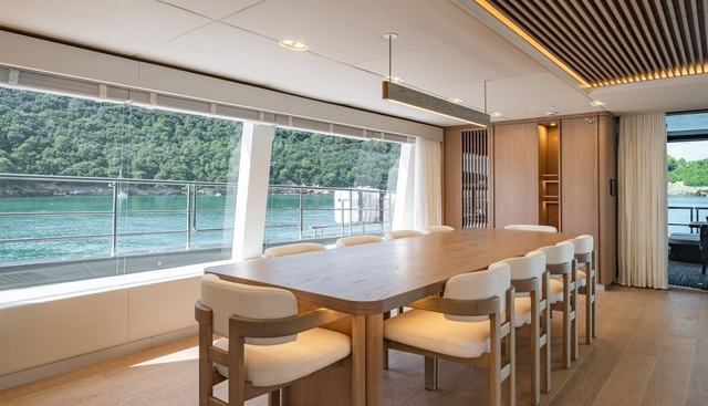 PETITE BELLE yacht for sale 12