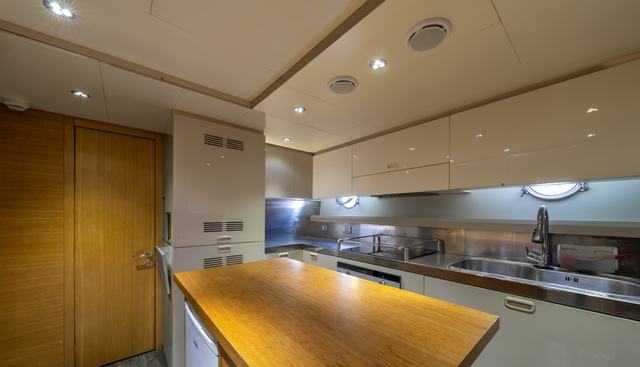 EROSSEA yacht for sale 24