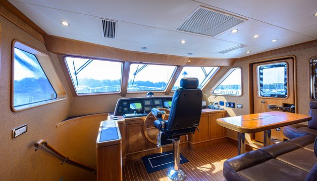 ST. TROPEZ yacht for sale 34