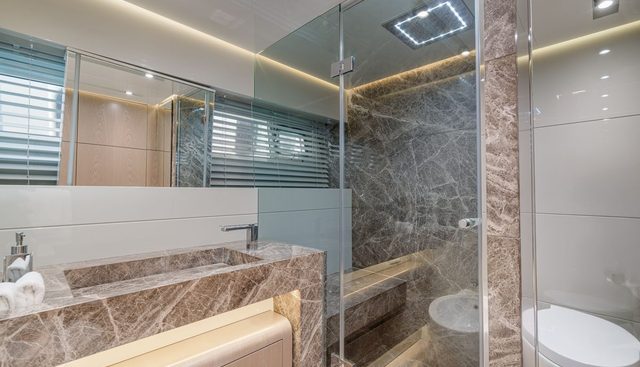 7 SECONDS yacht for sale 14