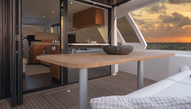 Greenline 48 Fly yacht for sale 12