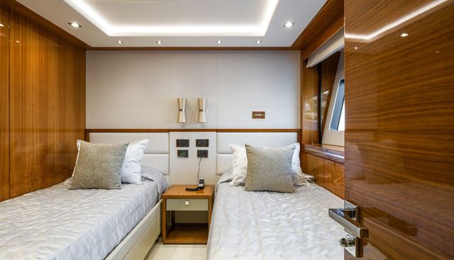 MERCY OCEANS yacht for sale 24