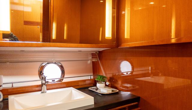 Amber Roots yacht for sale 30