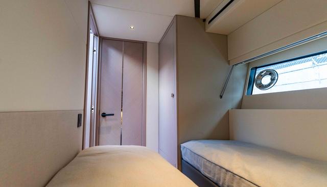 7572655 yacht for sale 40