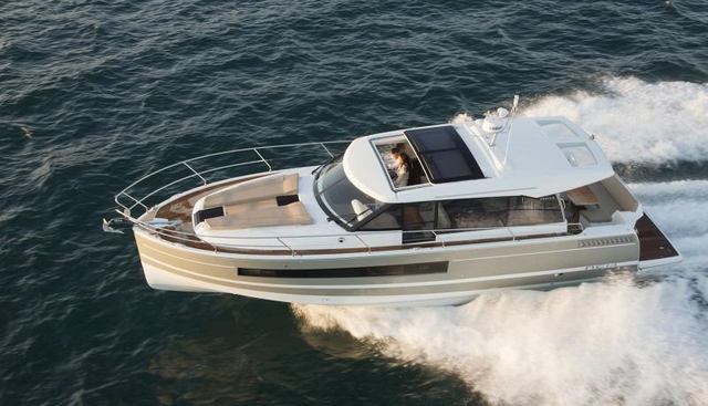 Bee's Knees yacht for sale 4
