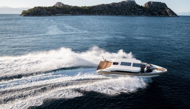O'Ptasia yacht for sale 39