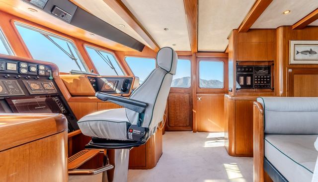 YOSMA yacht for sale 27