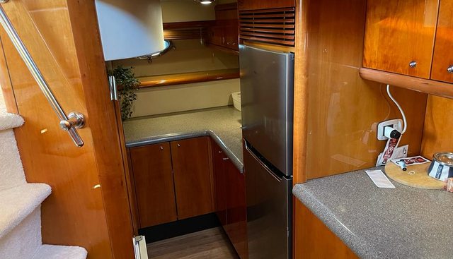 Sunseeker Manhattan 56 yacht for sale 20