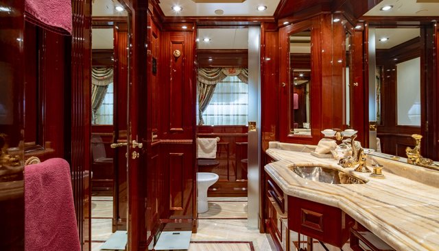 RICHAR yacht for sale 29
