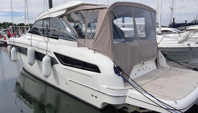 Dirham yacht for sale 4
