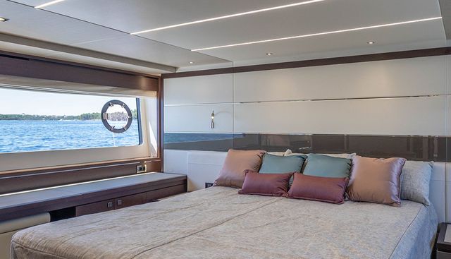 EDO I yacht for sale 3