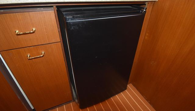 DRAM-BUOY yacht for sale 19