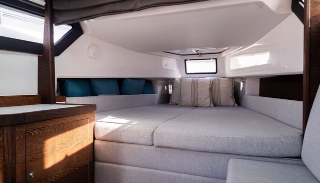 SEAS THE GREY yacht for sale 20