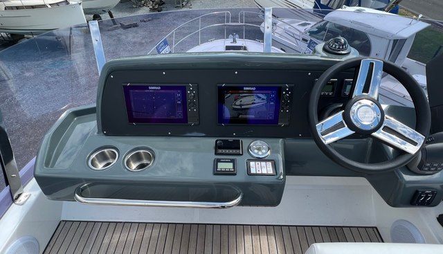 Mollie yacht for sale 13