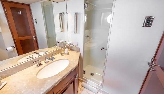 Seahawk yacht for sale 203