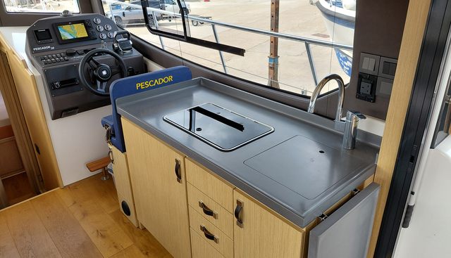 noname yacht for sale 12