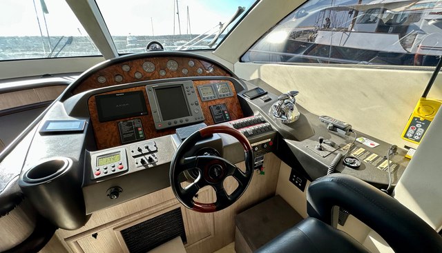 STABILIZED Gotama Uno yacht for sale 20