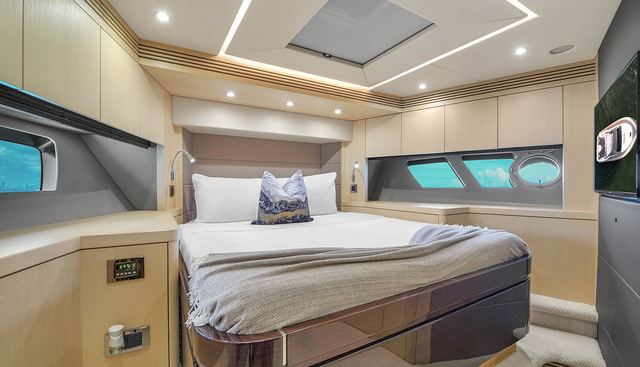 M4 yacht for sale 32