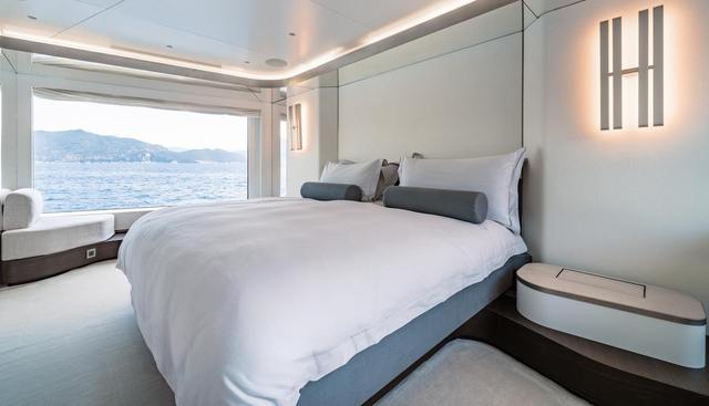 ARIA yacht for sale 14
