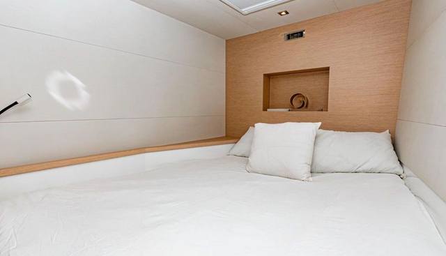 Libert'e yacht for sale 75