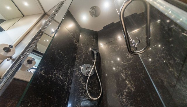 BELLA GEE yacht for sale 43